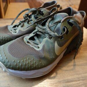 Nike Men's Air Zoom Wildhorse 6 Trail Running Shoes size 8